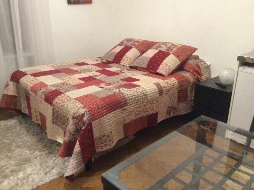 B&B "Clos Feuillat" Lyon Szoba fotó